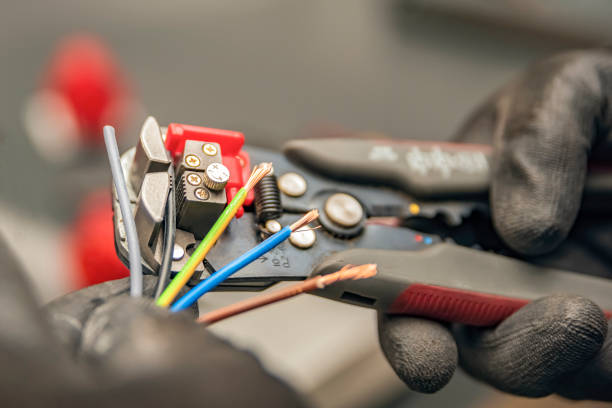 Best Residential Electrician Services  in Leslie, MI